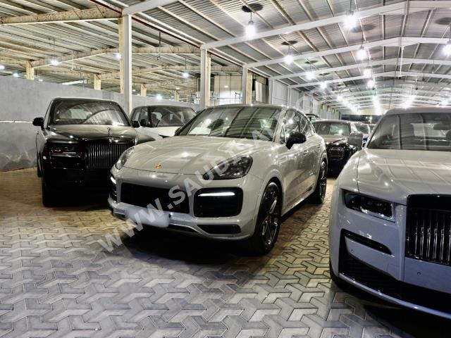 2022 بورش كايين جي تي اس