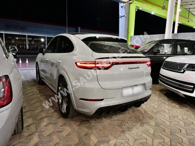 2022 بورش كايين جي تي اس