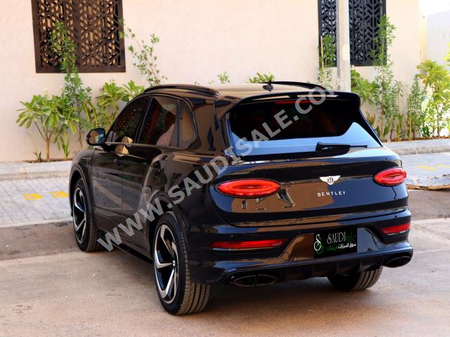 2022 بنتلي بنتايجا اس