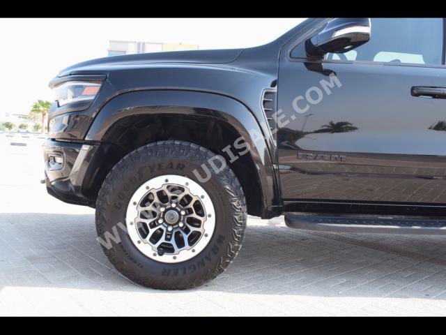 2021 دودج رام تي ار اكس