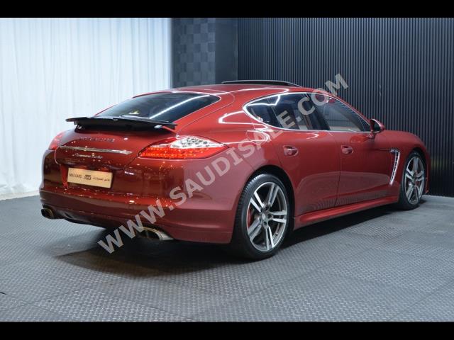 2011 بورش بانميرا توربو