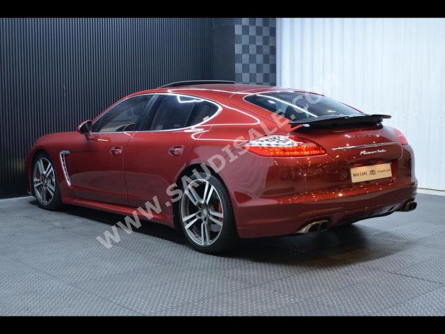 2011 بورش بانميرا توربو