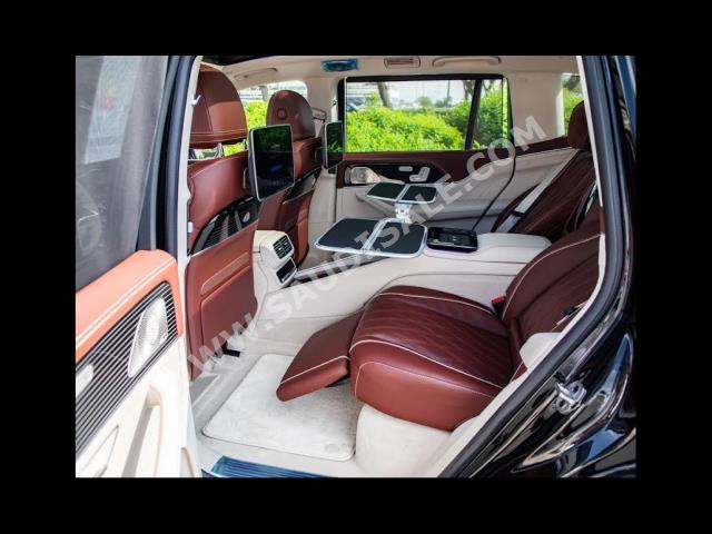 2024 مرسيدس - بنز جي إل إس 600 مايباخ