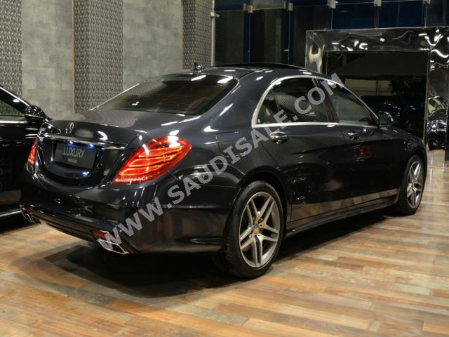 2015 مرسيدس - بنز إس 400