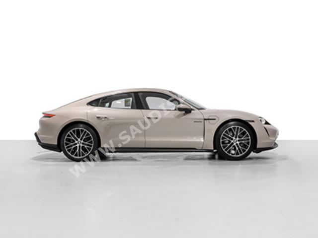 2023 بورش تايكان