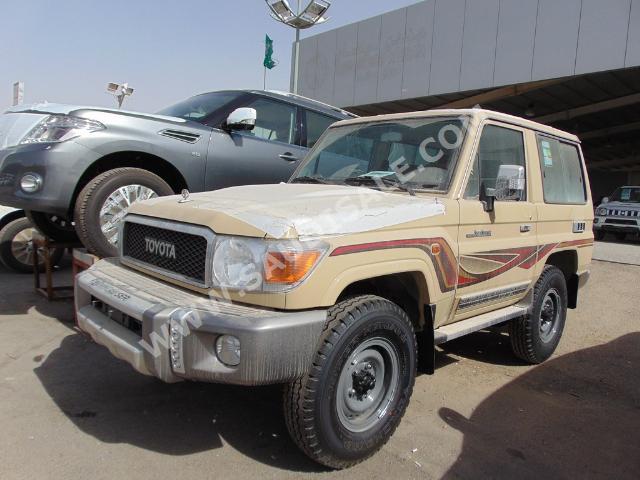 2016 تويوتا لاند كروزر ربع