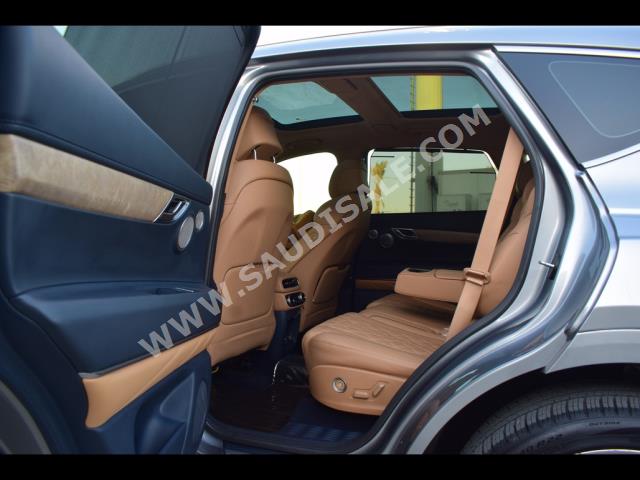 2022 جينيسيس جي في 80