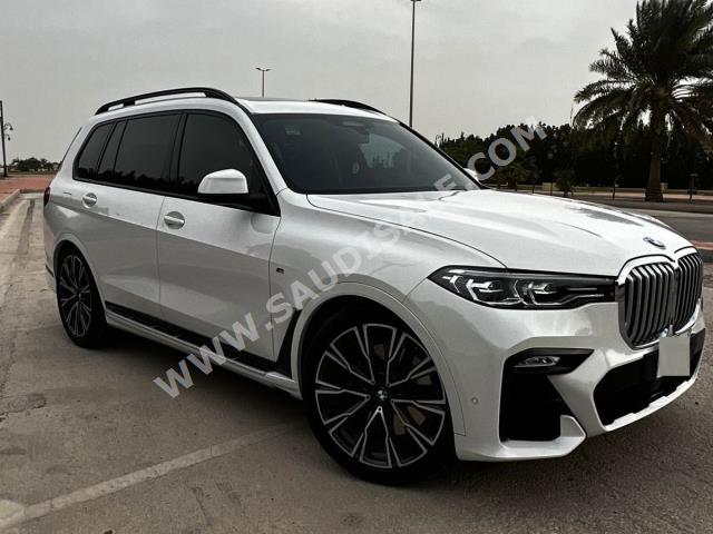 2020 بي ام دبليو الفئة اكس 7