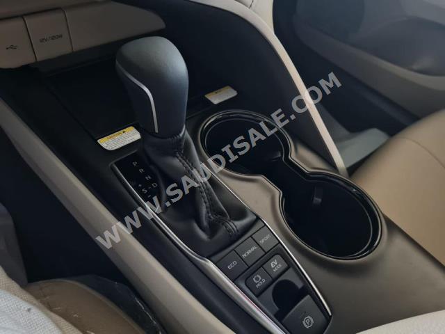 2022 Toyota Camry GLE