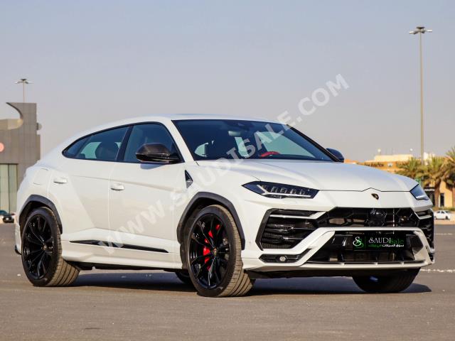 2021 لمبرجيني اوروس