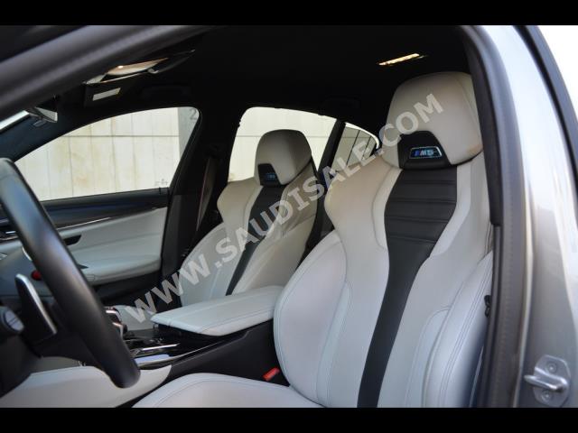 2021 بي ام دبليو الفئة ام إم 5 كومبيتيشن