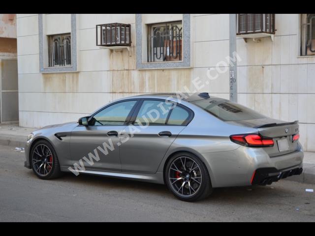 2021 بي ام دبليو الفئة ام إم 5 كومبيتيشن