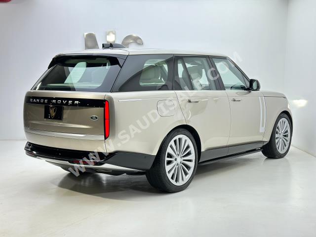 2022 لاند روفر رينج روفر فيرست اديشن