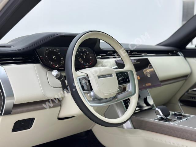 2022 لاند روفر رينج روفر فيرست اديشن