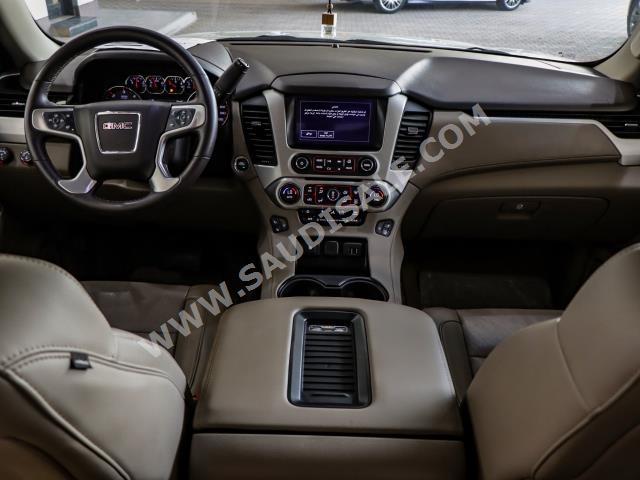 2015 جي ام سي يوكون اس ال تي