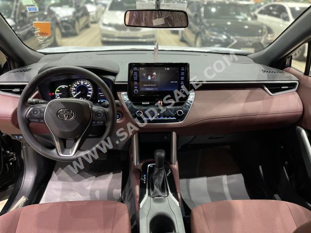 2024 تويوتا كورولا كروس