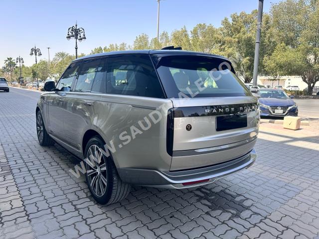 2023 لاند روفر رينج روفر اتش اس اي