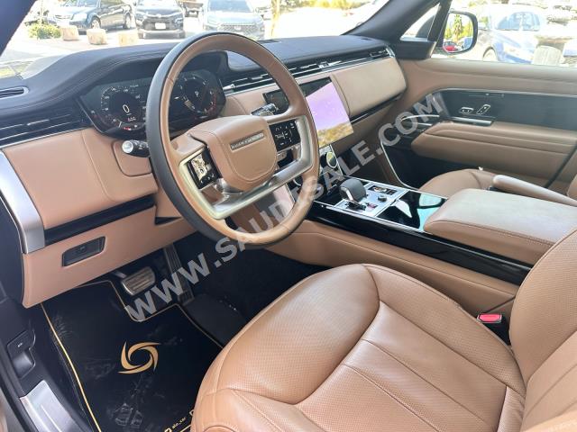 2023 لاند روفر رينج روفر اتش اس اي