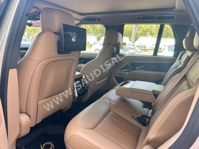 2023 لاند روفر رينج روفر اتش اس اي