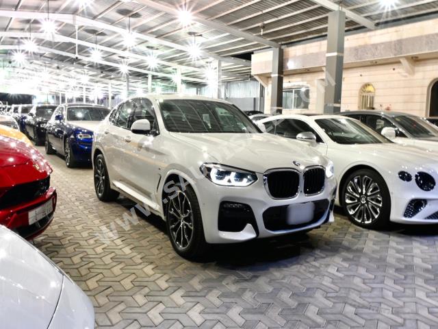 2021 بي ام دبليو الفئة اكس 4