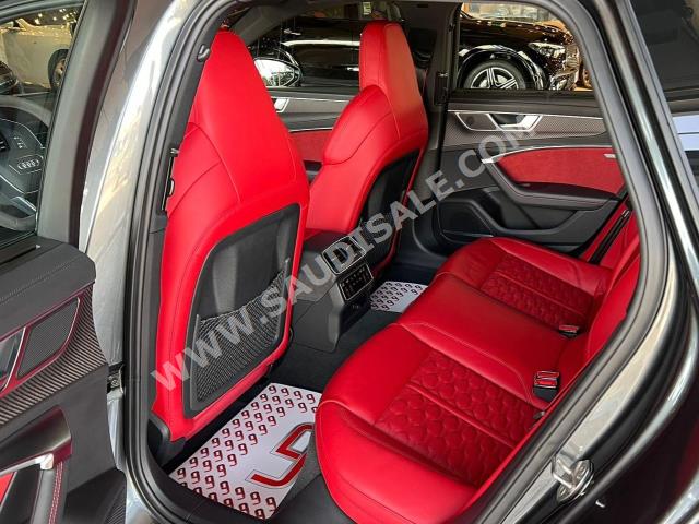 2021 اودي ار اس 6