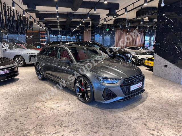 2021 اودي ار اس 6