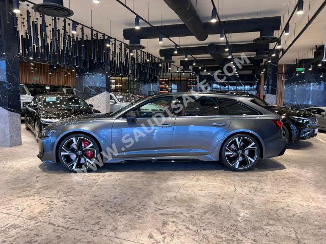 2021 اودي ار اس 6