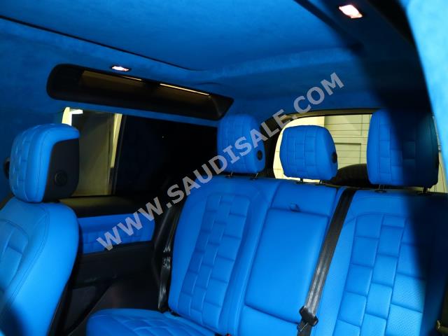 2023 لاند روفر ديفيندر 90