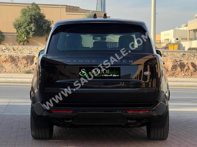 2023 لاند روفر رينج روفر اتش اس اي