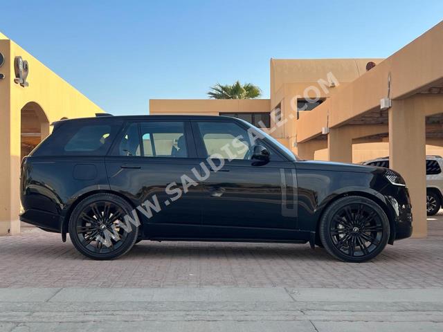 2023 لاند روفر رينج روفر اتش اس اي