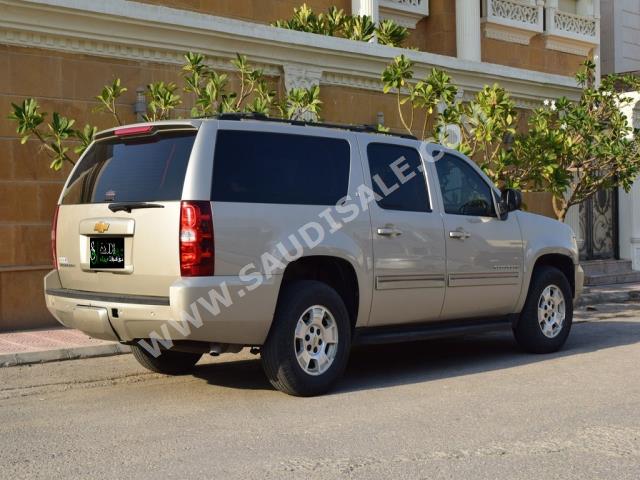 2013 Chevrolet Suburban LT