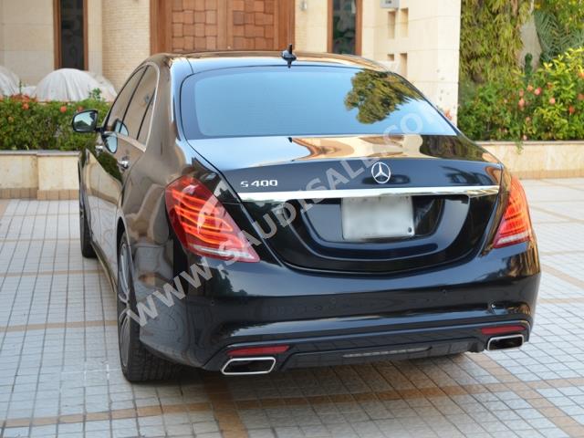 2015 مرسيدس - بنز إس 400