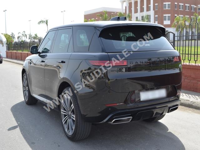 2023 لاند روفر رينج روفر سبورت اوتوبيوجرافي