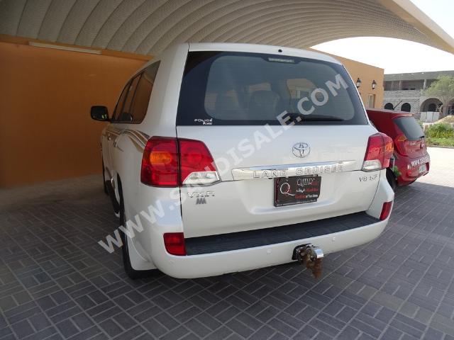 2013 Toyota Land Cruiser VXR