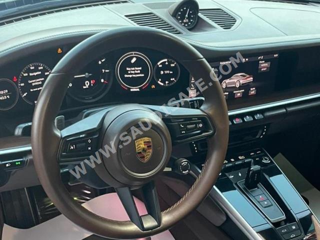 2021 بورش 911 كاريرا