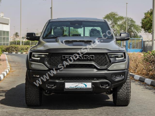 2023 دودج رام تي ار اكس