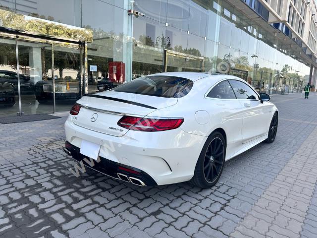 2015 مرسيدس - بنز إس 63 أي إم جي