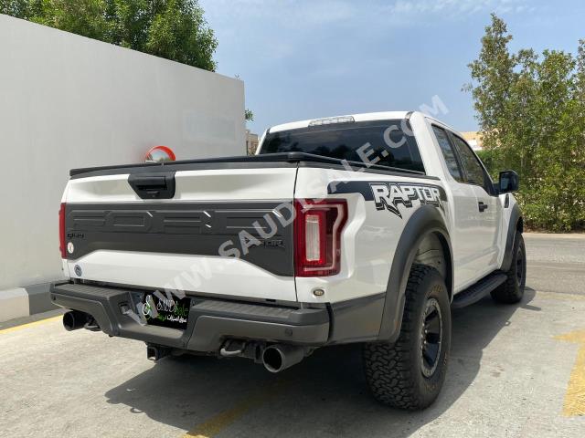2018 فورد اف 150 رابتور