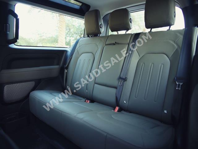 2021 Land Rover Defender HSE
