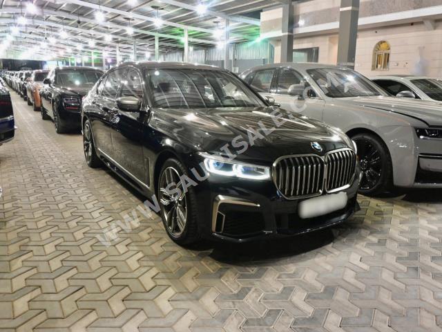 2021 بي ام دبليو الفئة السابعة 760 إل أي