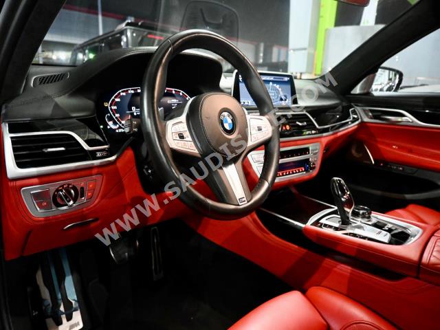 2021 بي ام دبليو الفئة السابعة 760 إل أي