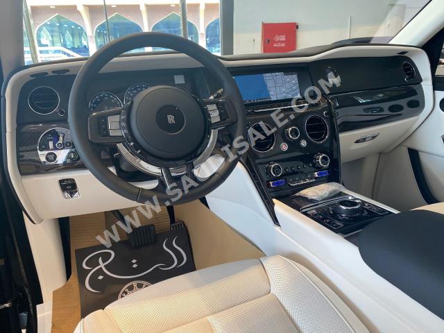 2024 رولز رويس كولينان بلاك بادج