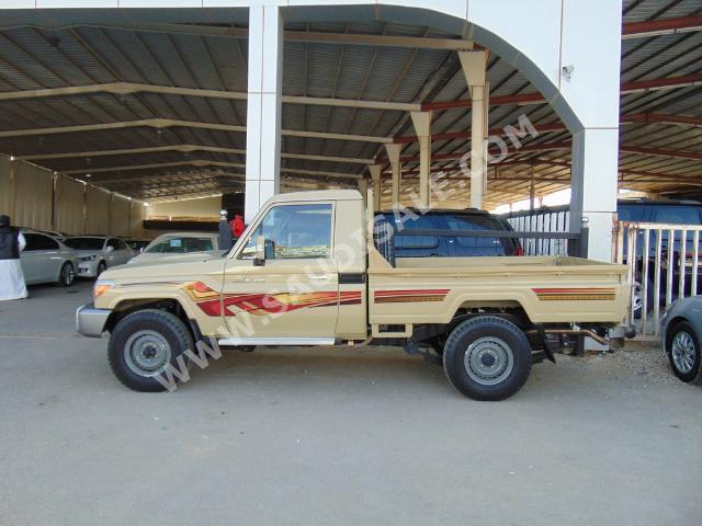 2012 تويوتا لاند كروزر شاص