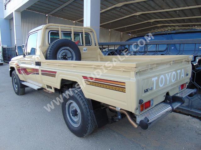 2012 تويوتا لاند كروزر شاص