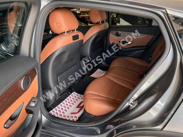 2020 مرسيدس - بنز جي إل سي 200 كوب