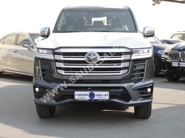 2022 تويوتا لاند كروزر في اكس ار