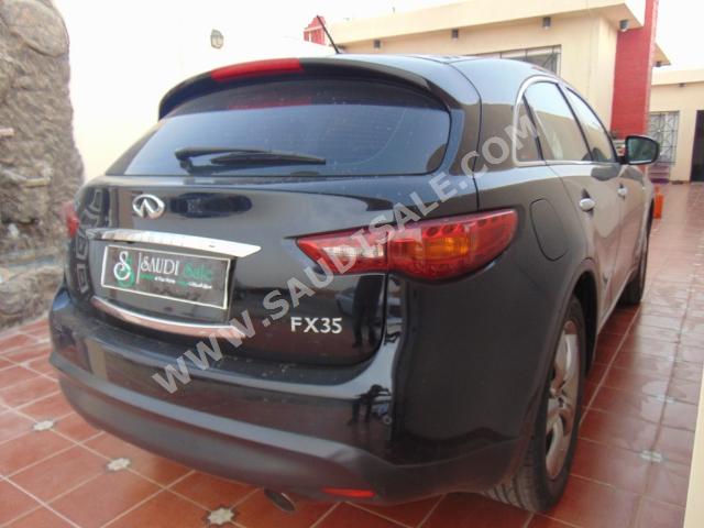 2010 Infiniti FX 35