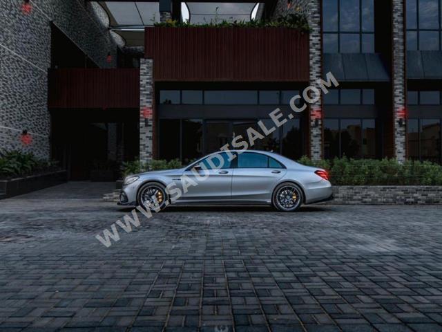 2018 Mercedes-Benz S 63 AMG