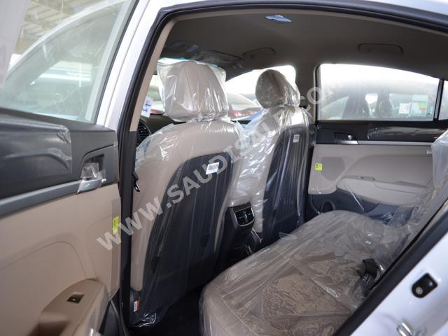 2020 هيونداي النترا