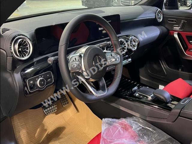 2023 مرسيدس - بنز سي إل أي 200 أي إم جي